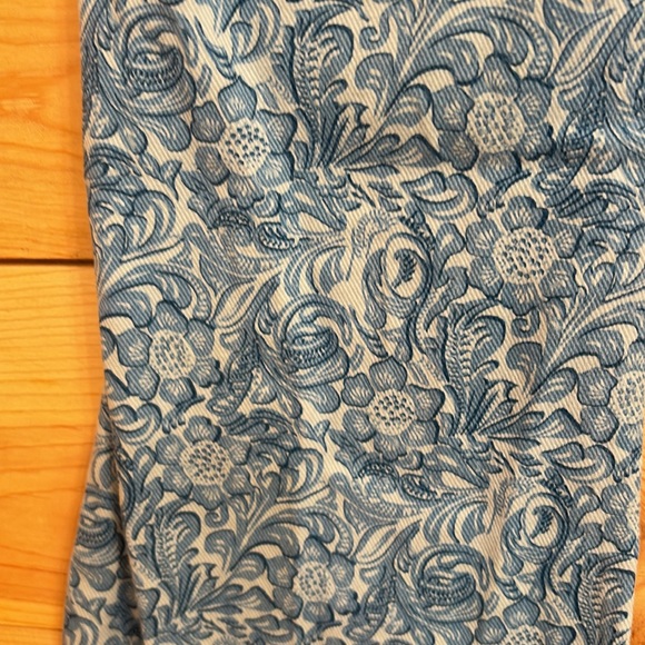 Ready for spirit day! Cute Rock & Roll denim girls jeans. - Picture 4 of 5